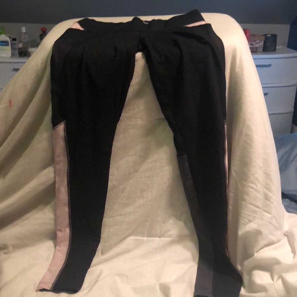 Victoria’s secret pink leggings